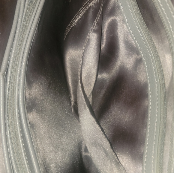 Grey Joy & Iman Medium Sized Bucket Bag - Picture 5 of 7